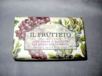 Mýdlo Il frutteto - červené hrozny a borůvky 250g