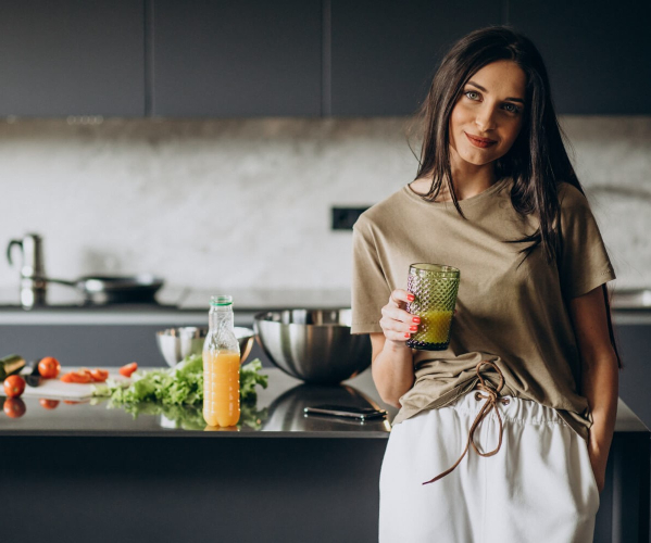 V tomto článku se dočtete:
 
 
 	Co je detoxikace těla
 	Proč je detoxikace nezbytná
 	Jak detoxikovat
 	Co přidat do svého jídelníčku na...