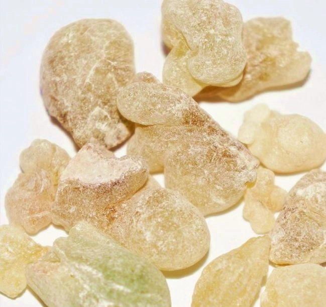 Latinský název: Boswellia sacra  Hmotnost: 20 g  účinky: očistné / obětní / léčivé / meditační / duchovní /  Vůně silná: citrusová,...